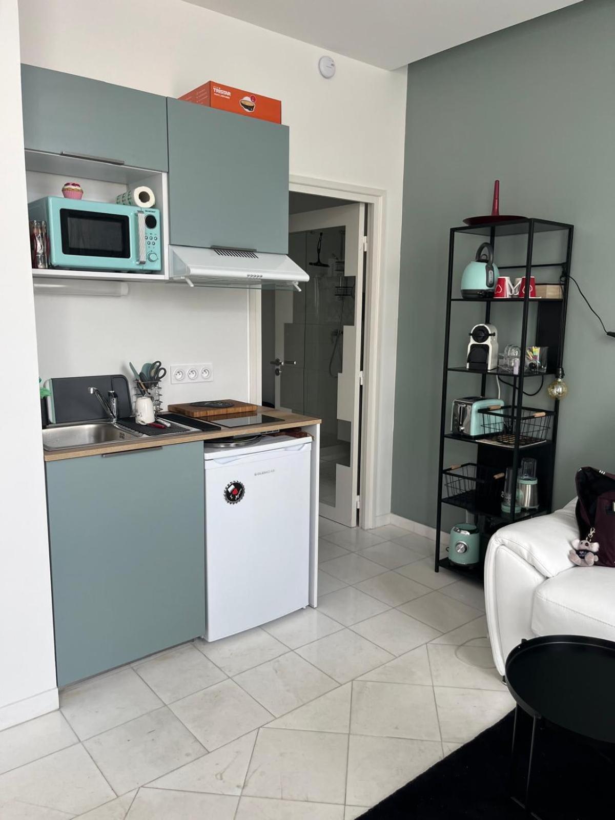 Private - Small Studio For Two At 5 Minutes From Croisette Cannes Exterior photo