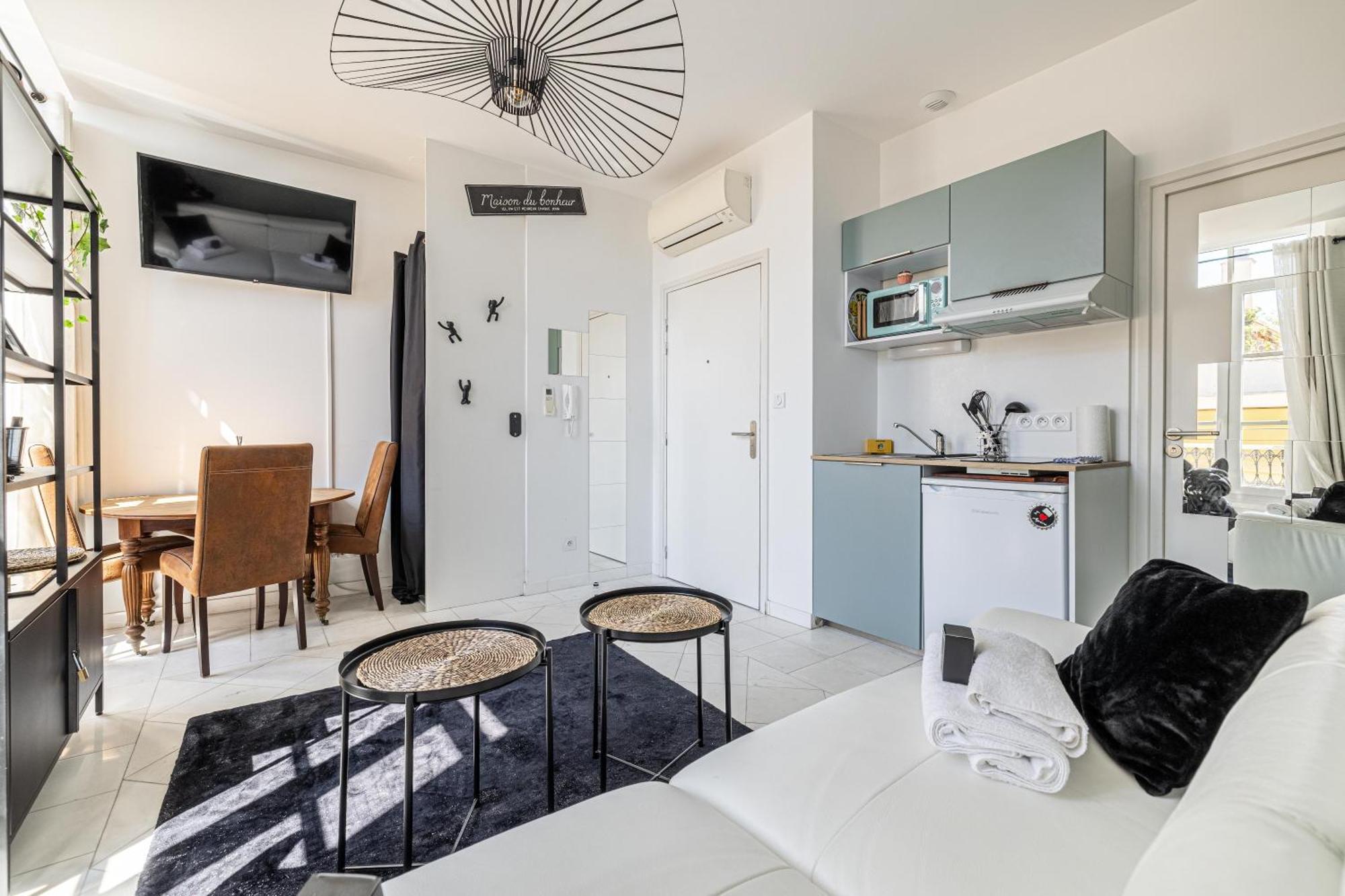 Private - Small Studio For Two At 5 Minutes From Croisette Cannes Exterior photo